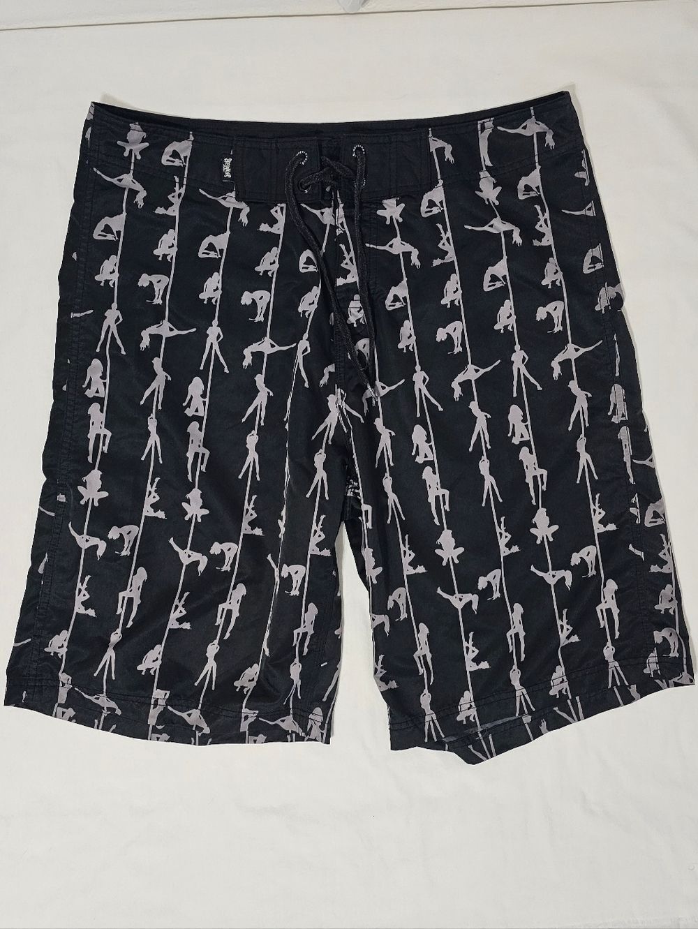 No Fear Men’s Board Shorts Size 36 Black Gray Pole Dance Print Swim Trunks
